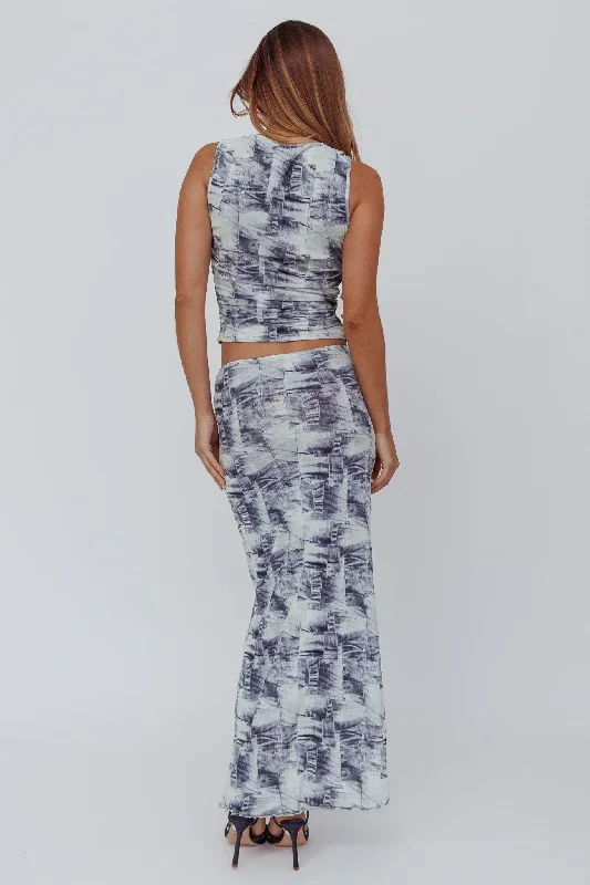 conspire-print-maxi-skirt-blue-denim