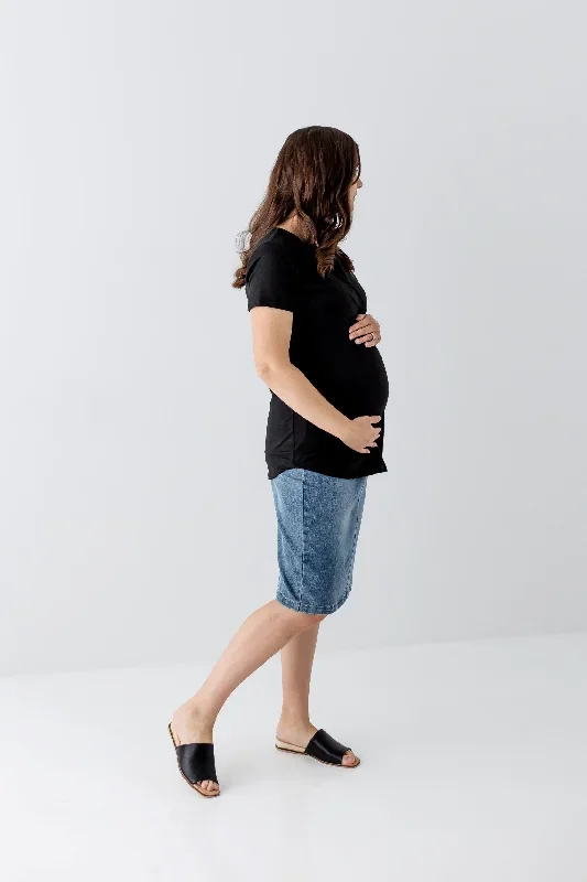 everlee-maternity-denim-skirt-in-medium-wash