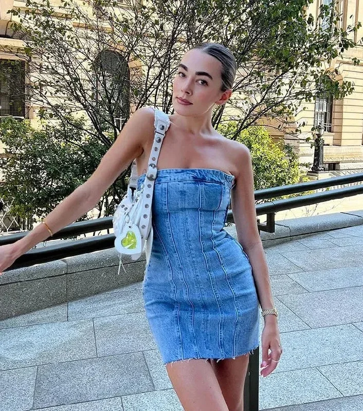 kondala-sexy-blue-denim-sheath-mini-party-dress-women-y2k-street-style-jeans-tube-backless-bodycon-dress-fashion-2023-vestidos-1