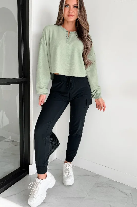 orchard-visits-fleece-henley-top-iceberg-green