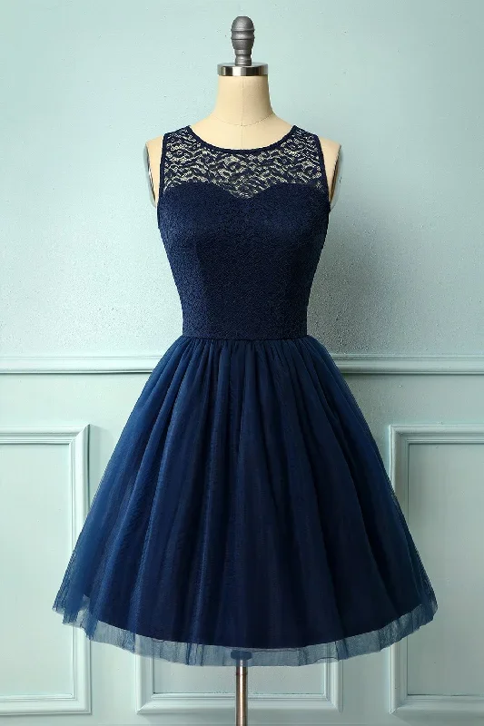 Robe de soirée en dentelle marine