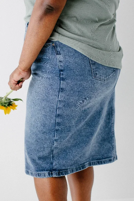 robyn-classic-denim-skirt-in-medium-wash