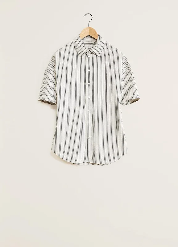 short-sleeve-fitted-shirt-mastic-navy-white-ss24