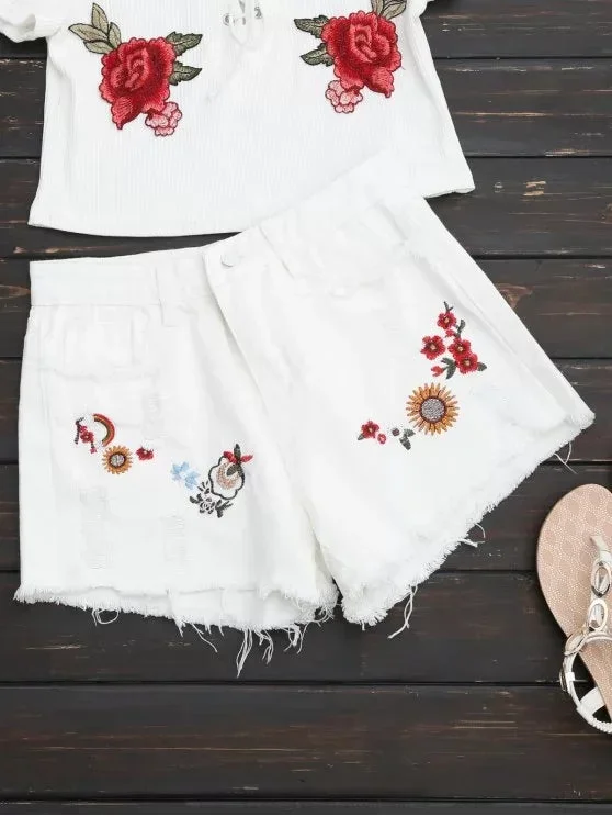 trendy-embroidered-frayed-hem-ripped-denim-short