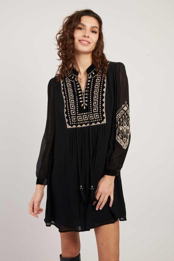 Robe courte brodée manches longues VANINA - Image 4