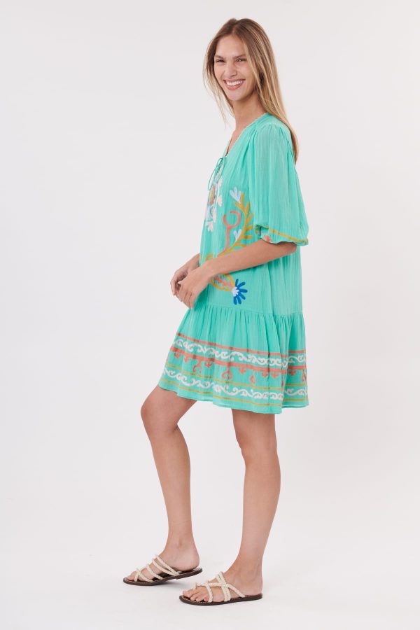Robe courte brodée en col V avec manches courtes SELIMA - Image 4